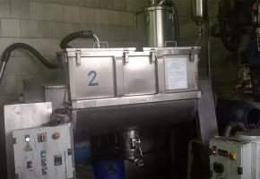 2-miscelazione-colore_produzione